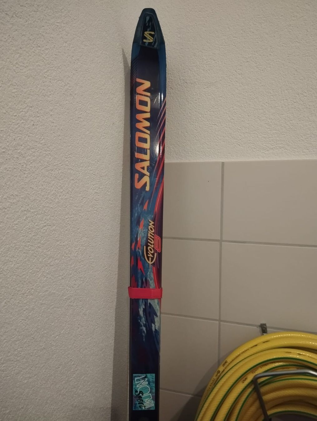 Salomon Sci: skis Salomon, ancien – Usato da Courtelary venduto da mitounet