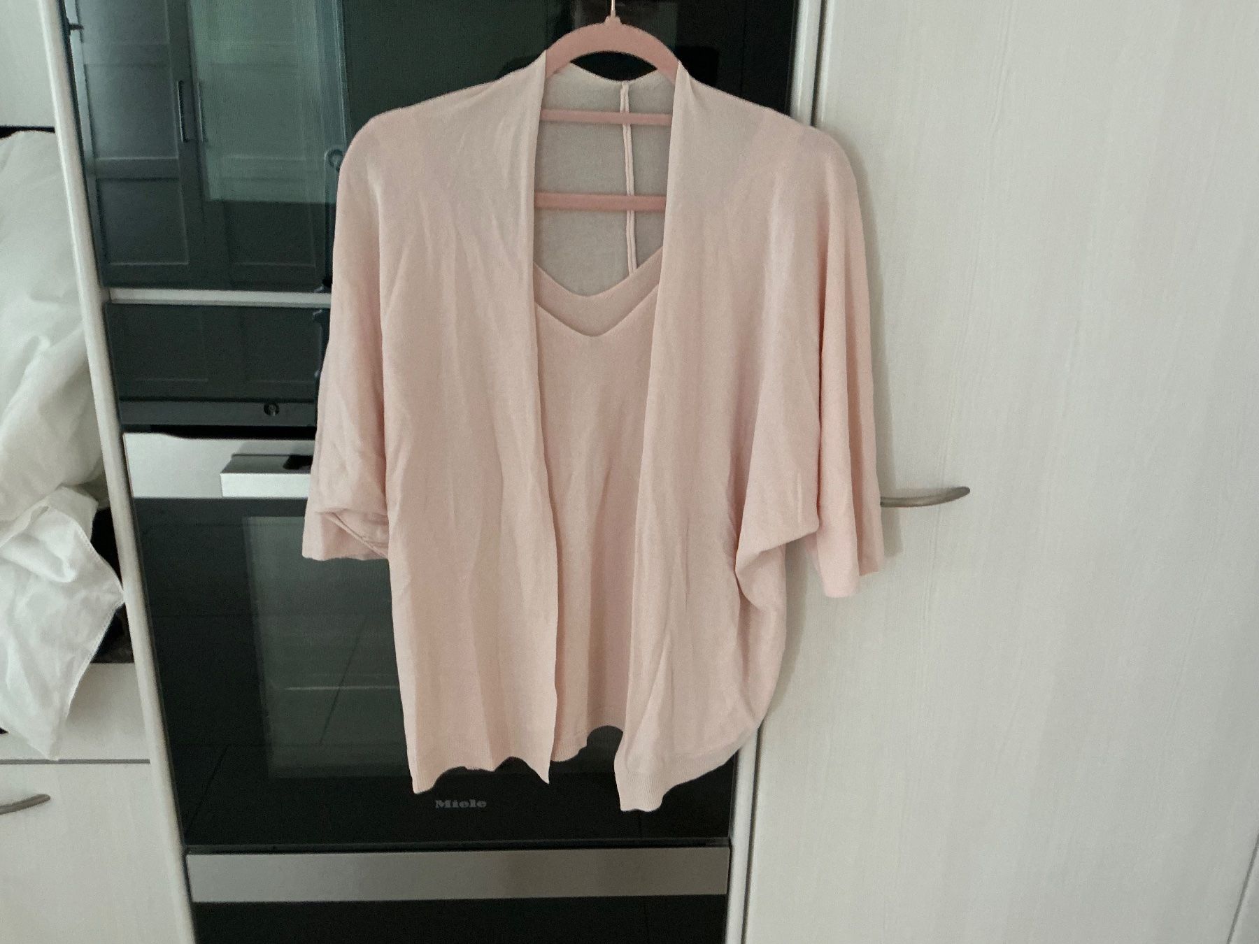 Lots de vêtements: Schönes Set Topmit JäggliGr.38 – Neuf (Voir description) à Würenlos par Tina48 2