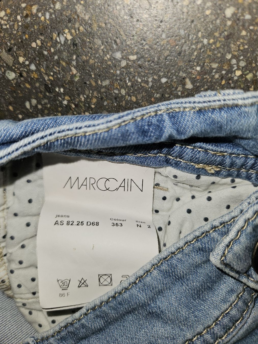 Marc Cain Jeans: Marc Cain Jeans Damen hell blau Gr N2 Gr S – D'occasion à Anwil par tamoos 4