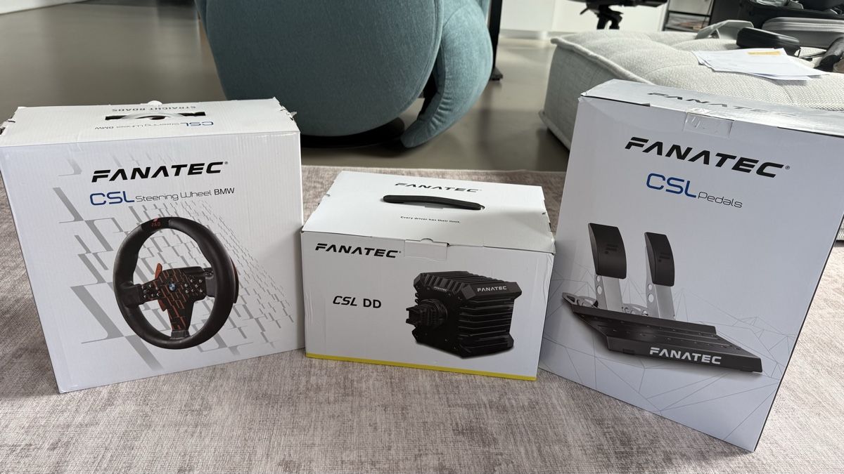 Fanatec Controller: Fanatec CSL Bundle - BMW Steering Wheel, Pedals and DD Base – Nuovo e nell'imballaggio originale da La Tour-de-Peilz venduto da Artbourbon