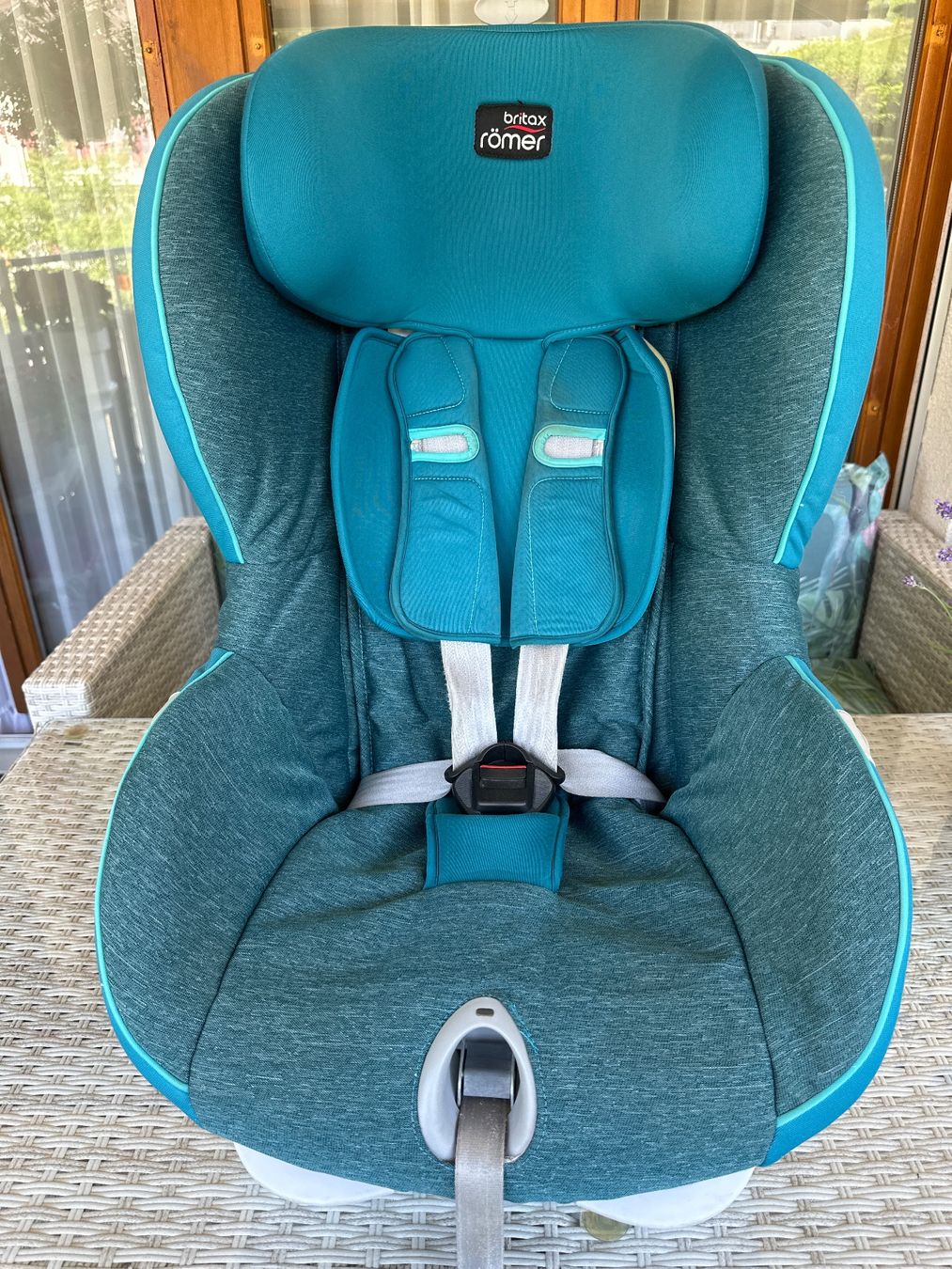 Britax Römer Seggiolini per auto: Kinderautositz Britax Römer / gepflegter Zustand – Usato da Rorbas venduto da JojoJordanJJ