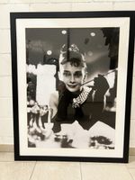 1.	🖤 Breakfast at Tiffany’s – Audrey Hepburn Bild 