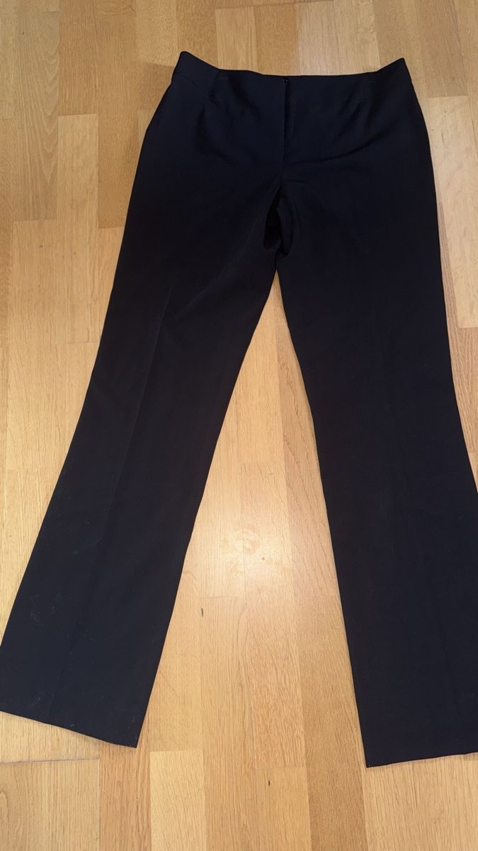 Pantalons: Hose schwarz Sephora, 40 – D'occasion à Gümligen par morticiaaddams