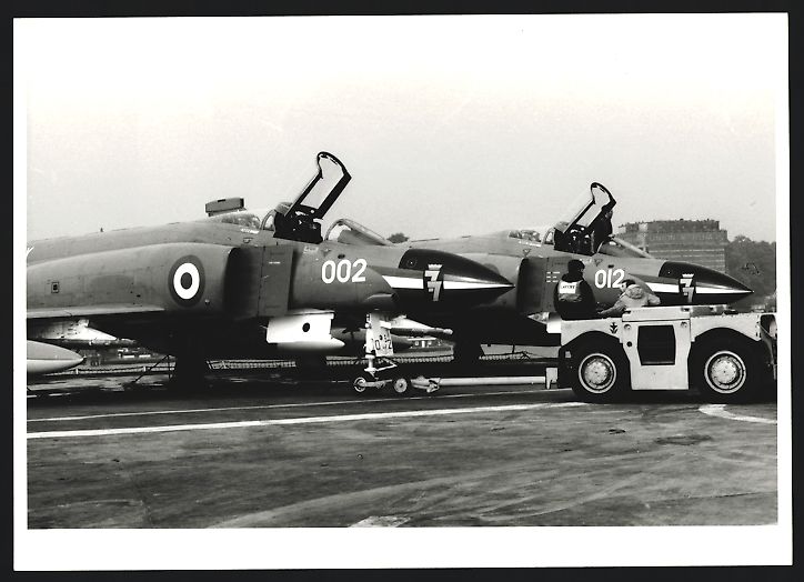 Fotografie & Manifesti: Fotografie Flugzeug Douglas F-4 Phantom, – Usato da Berlin venduto da bartko-reher