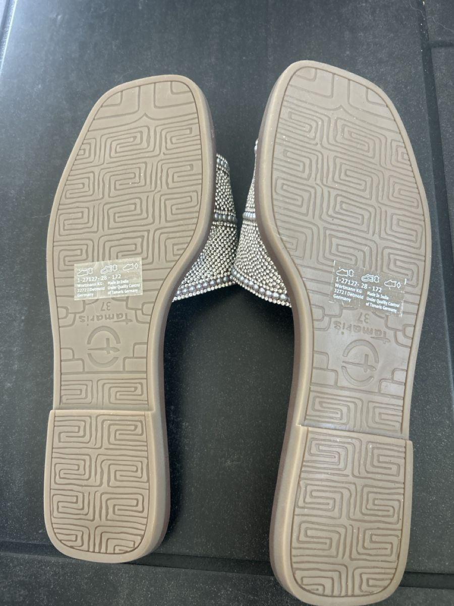 Scarpe da donna: Tamaris Pantoletten Grösse 37 mit Strass – Nuovo (secondo la descrizione) da Vaduz venduto da Snooki6 2