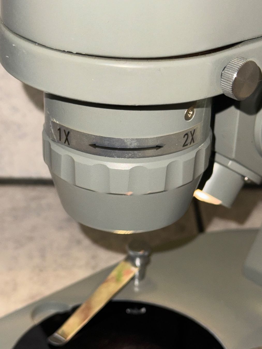 Microscopi: Älteres Admiral Stereomikroskop – Usato da Kaiseraugst venduto da Drasa 2