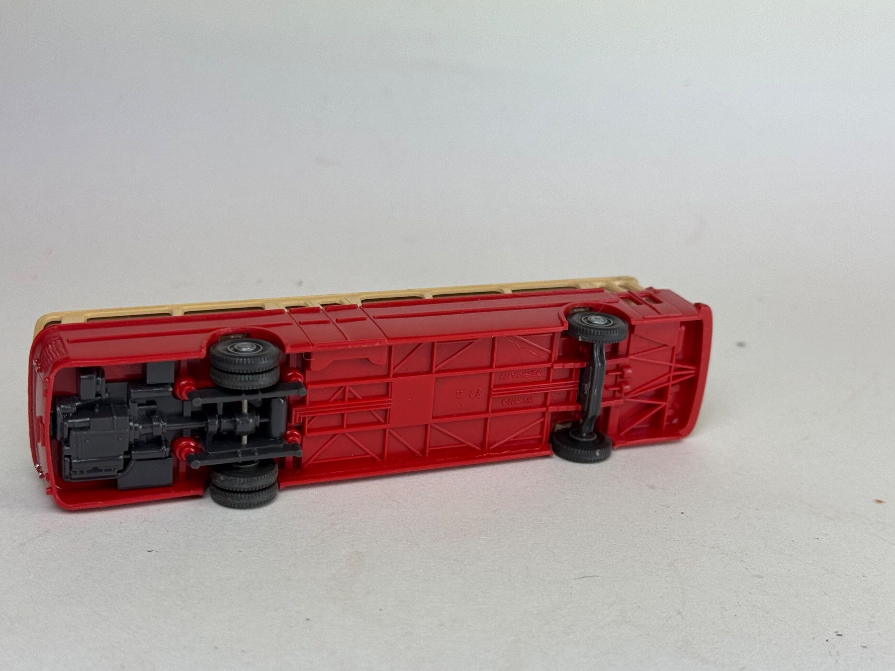 Wiking Modellini d'auto: Wiking Büssing Senator beige/rot BP 72 s – Usato da Elm venduto da Wikmtz 2