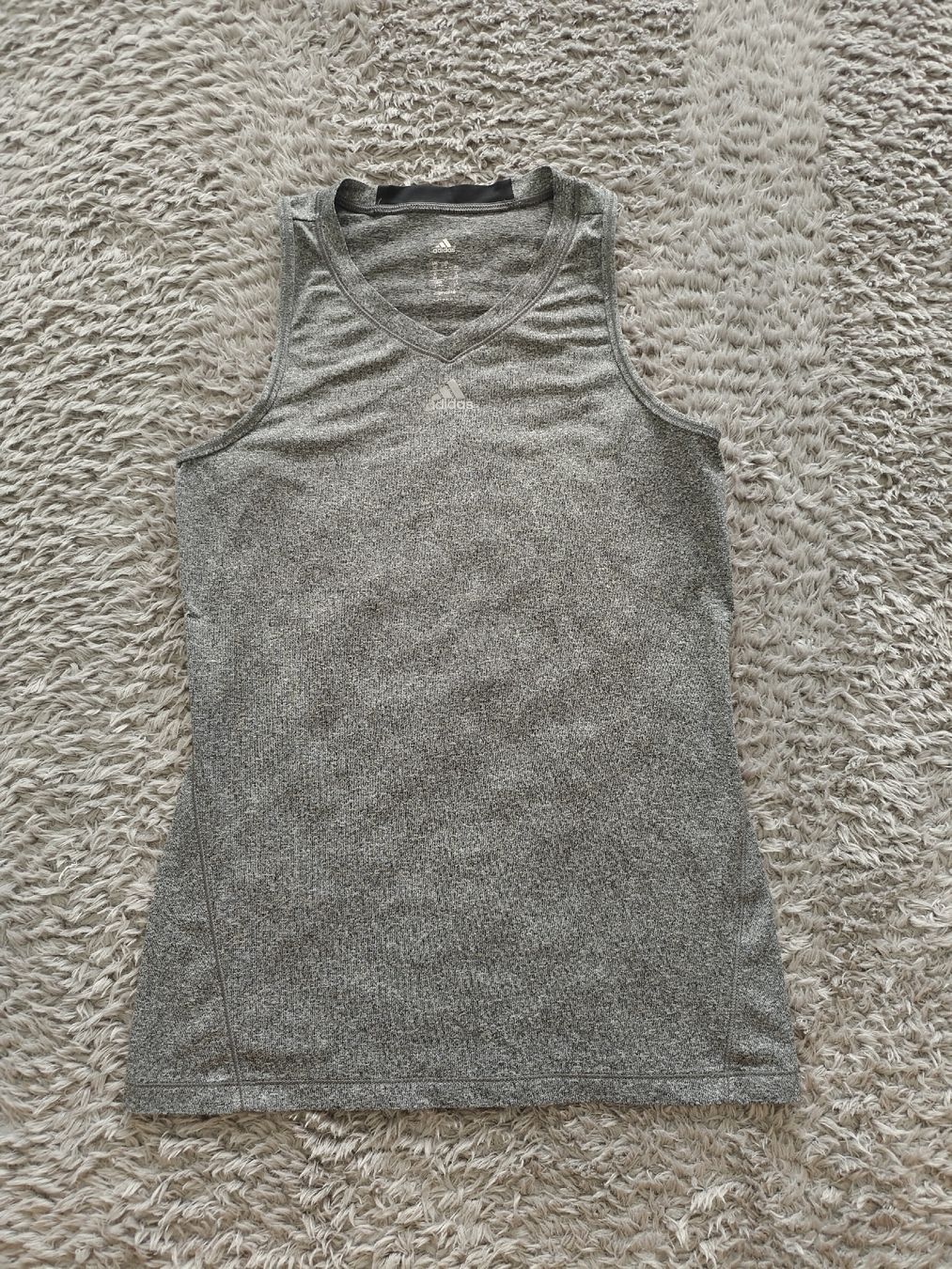Adidas Top: Adidas Climalite Tank Top – Usato da Pieterlen venduto da Saemelili