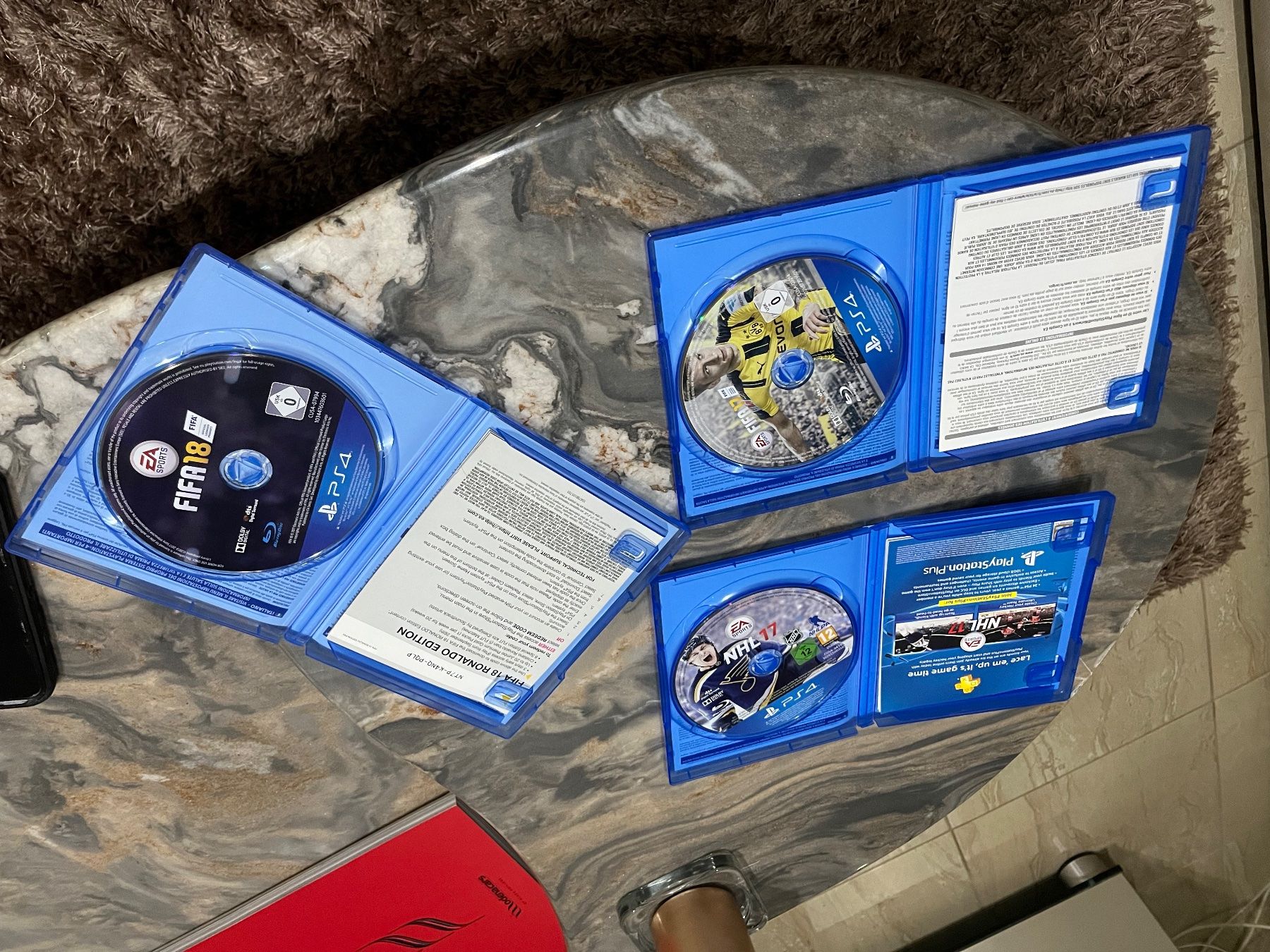 Sony Giochi: FIFA 17 & FIFA 18 + NHL 2017 PS4 – Usato da Genève venduto da Beyond-Time-Geneve 2