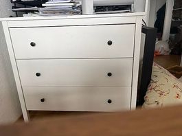 Commode 3 tiroirs blanche Ikea Koppang (90 x 82 x 48 cm)