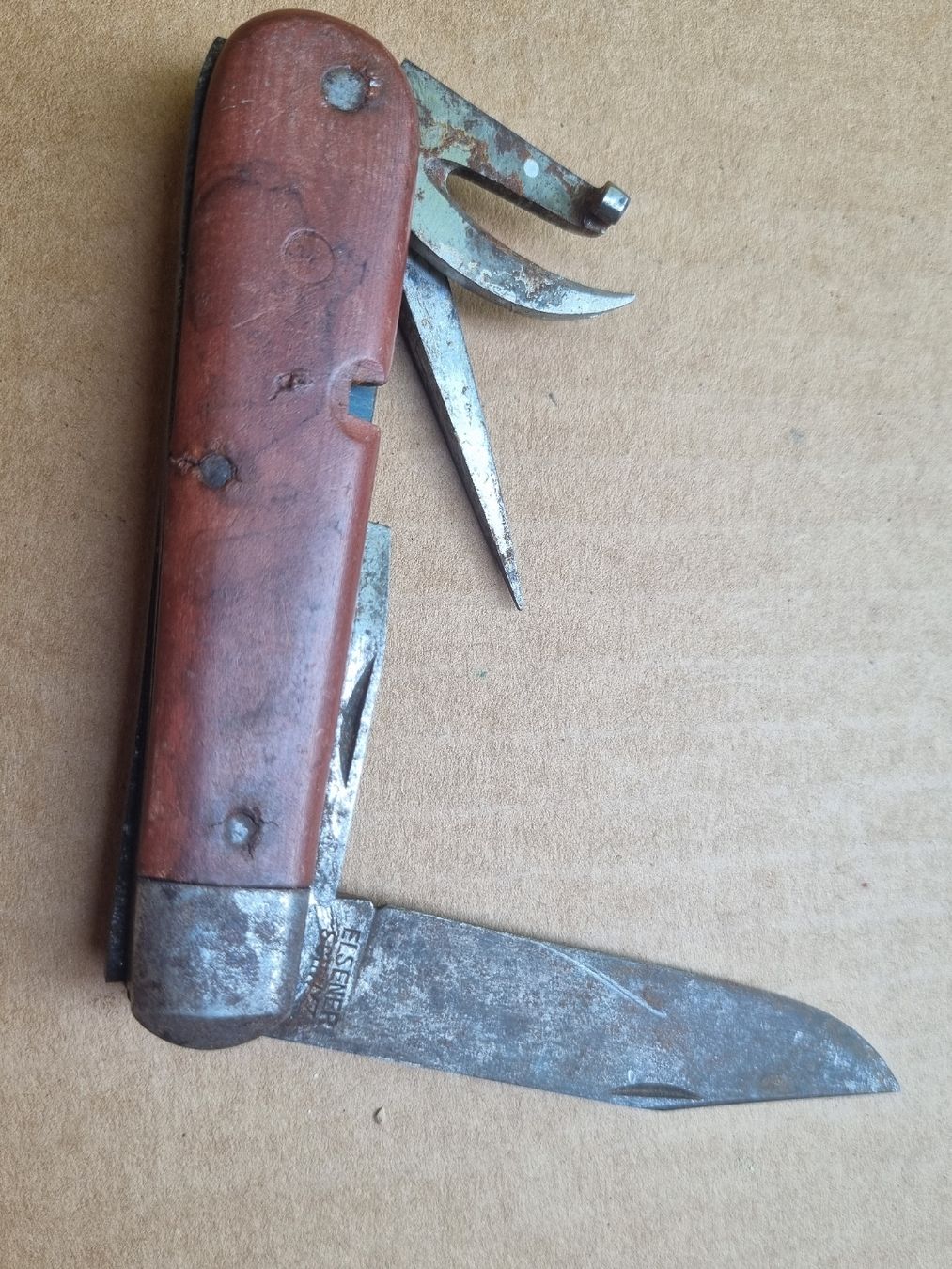 Taschenmesser: Elsener 45 – Gebraucht aus Schaffhausen von Leveron13