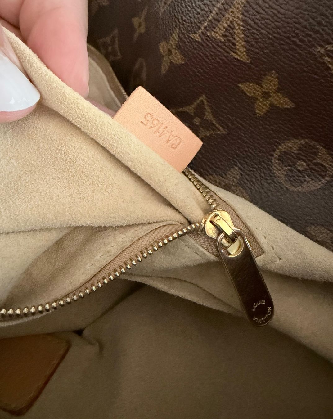 Louis Vuitton Borse da donna: Louis Vuitton Artsy – Usato da Reinach AG venduto da BisMad3 9