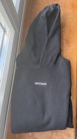 Schwarzer WRSTBHVR Hoodie