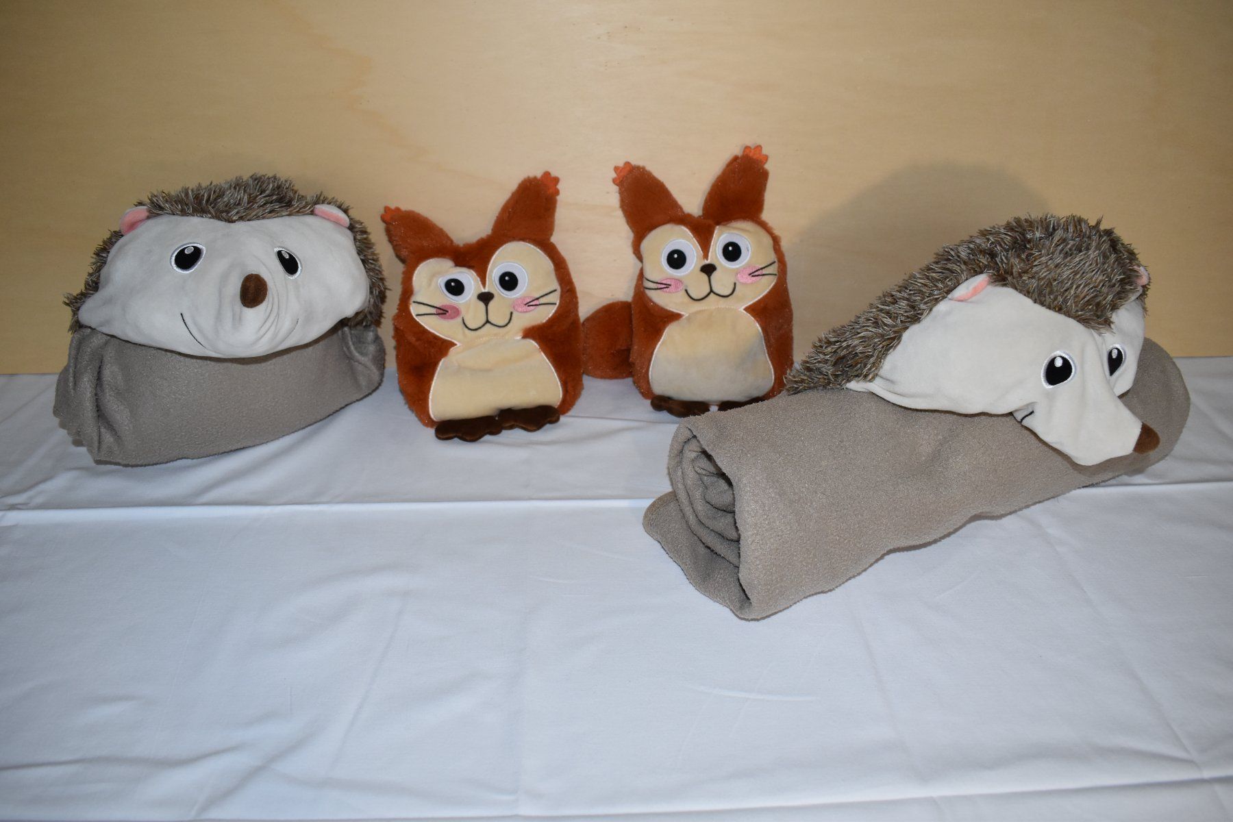 Coop Coperte: Stofftier Set Igel Eichhörnchen: Decke & Wärmekissen, top! – Usato da Speicher venduto da Indigoblau_3 3