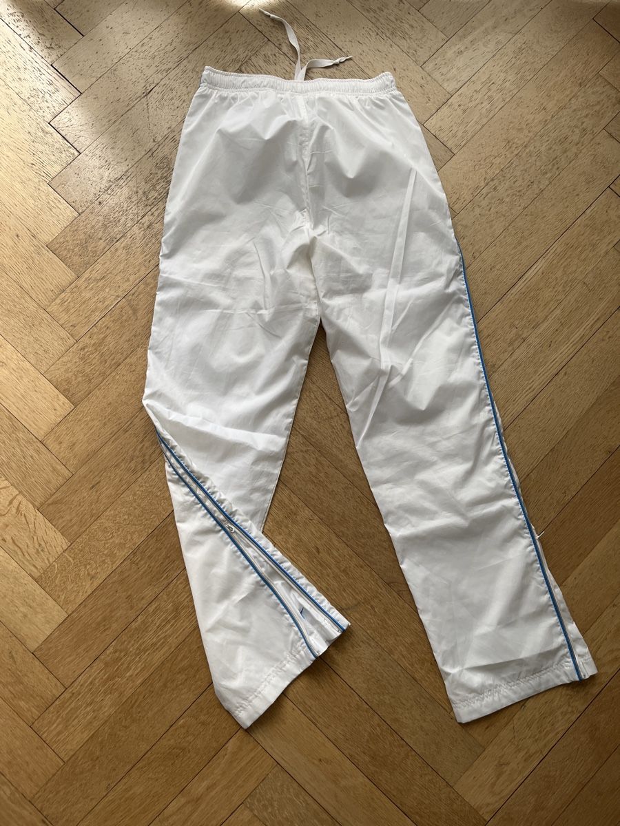 Nike Pantaloni: Vintage Nike Trackpants gr. M weiss – Usato da zürich venduto da Graffoto 3