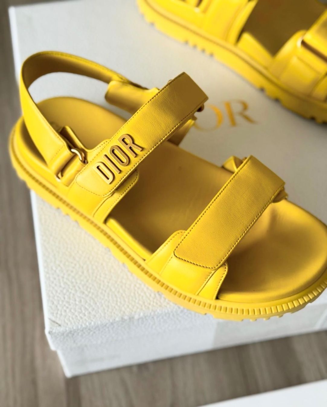 Dior Scarpe da donna: Dioract sandales taille 38 – Usato da Lutry venduto da roxypoxy 5