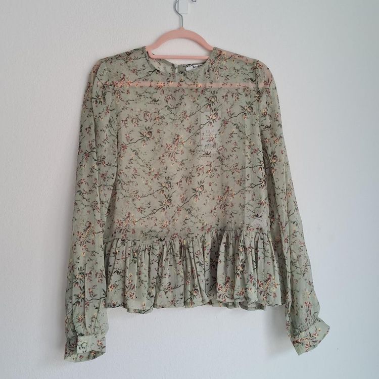 Blouse En Soie Ancienne Taille 36/38 - Atelier De Couture (non Finie) - Occasion Bon état