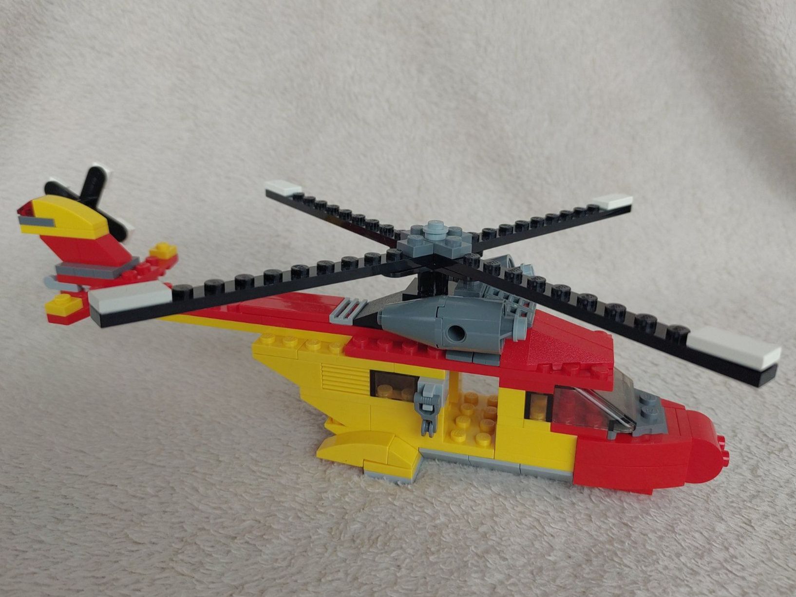 Lego Baukästen: Lego Creator Rettungshelikopter Nr. 5866 – Gebraucht aus Strengelbach von Phorensic_30