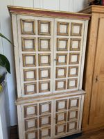 Buffet/Vitrine Landhausstil gold/hellbraun 2-türig