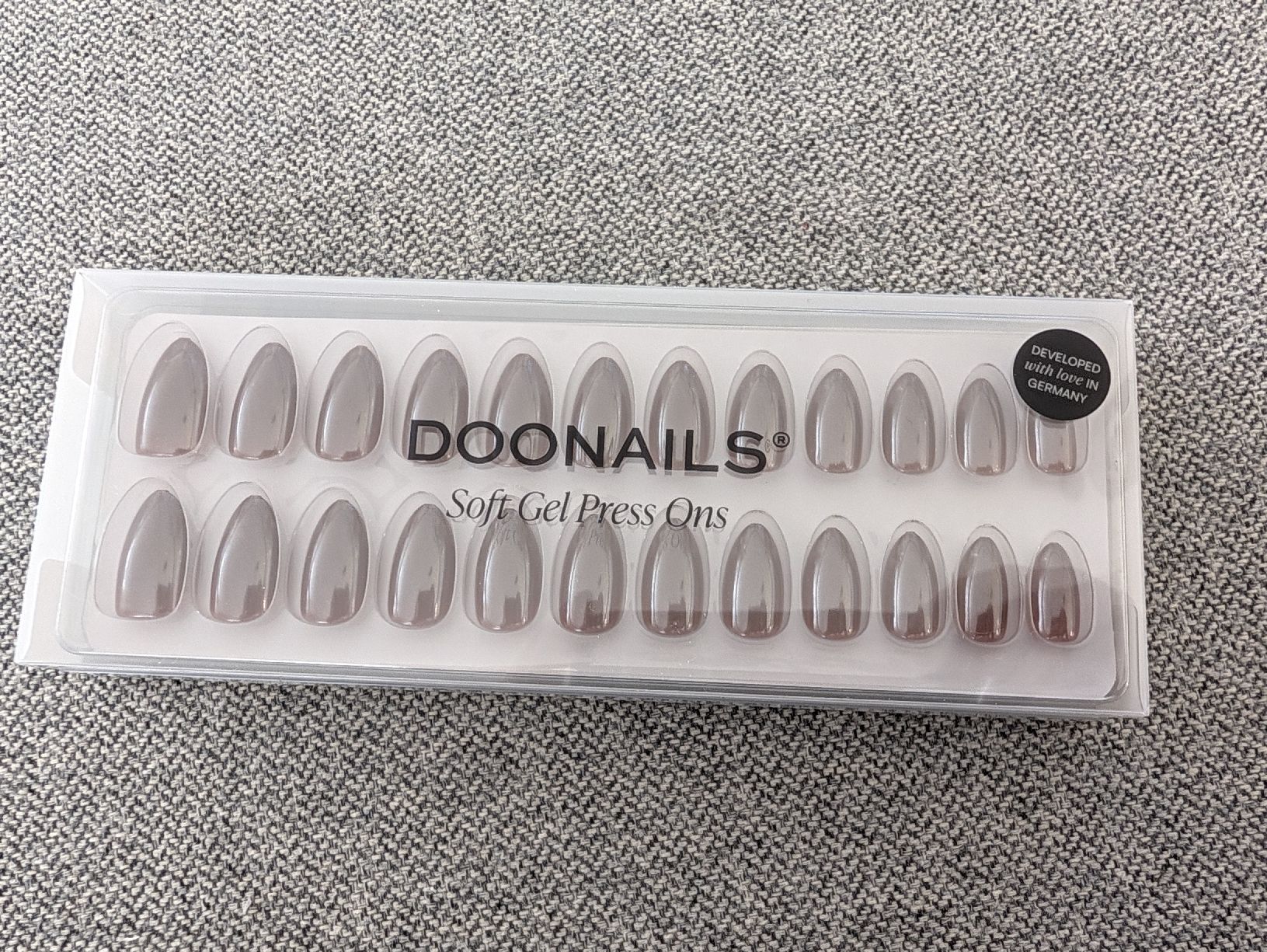 Ongles artificiels: Doonails Soft Gel Press Ons  – Neuf avec emballage d'origine à Grenchen par Aifisch