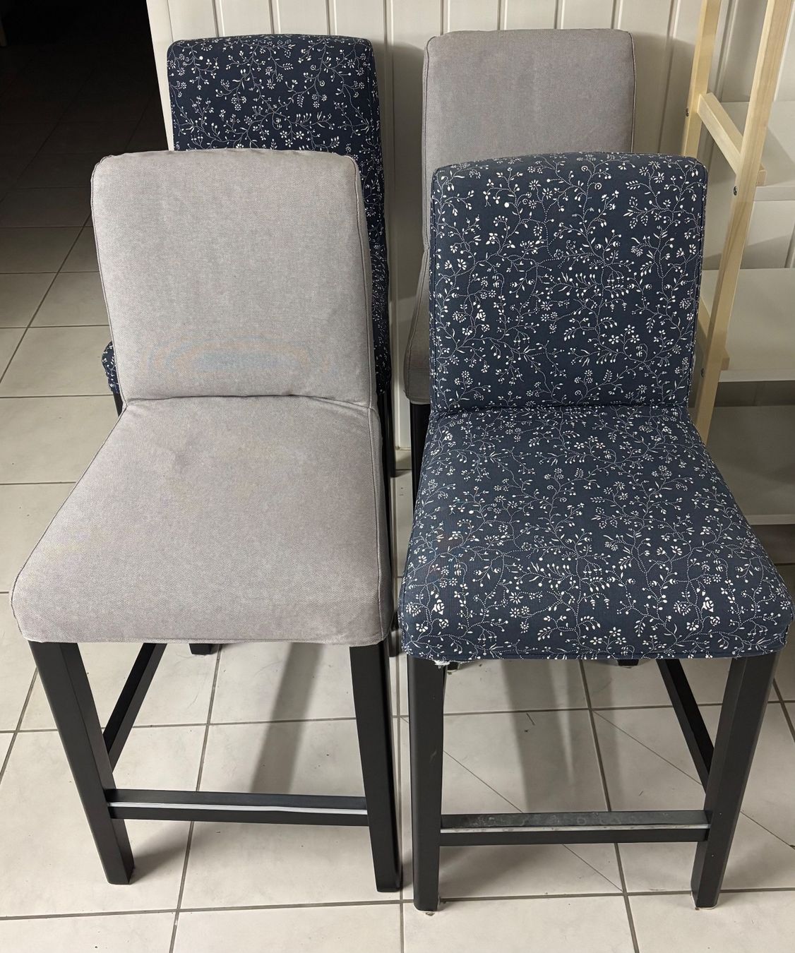Seggioloni: 4 Barhocker / Stühle gepolstert – Usato da Kleinwangen venduto da aym_9m68 1