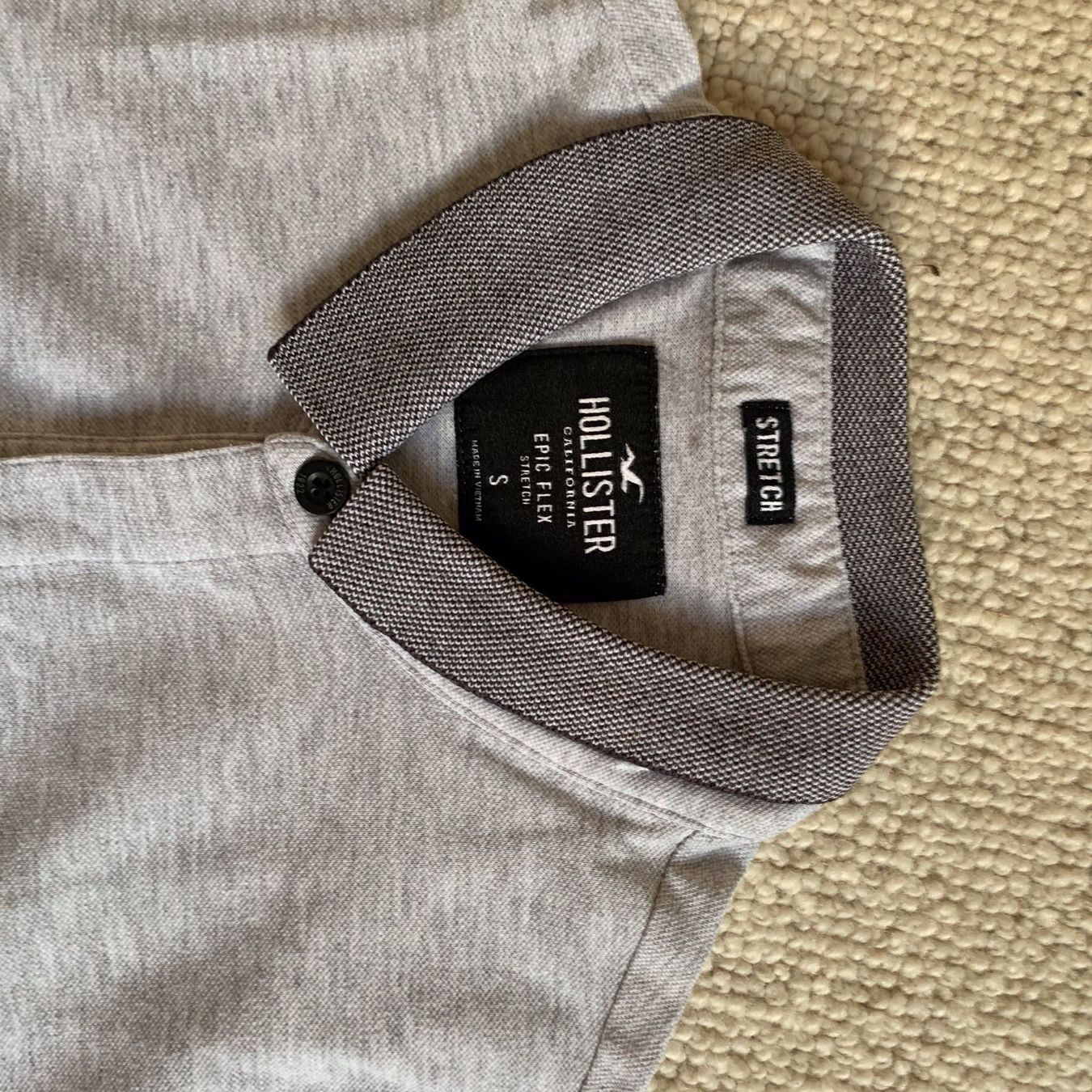 T-shirt: Hollister T-shirt – Usato da Zürich venduto da Koska 1