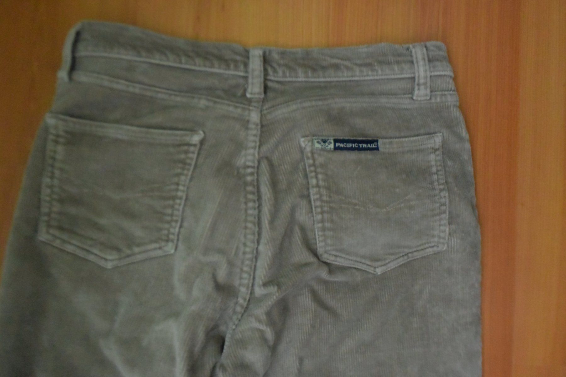 Jeans: Pacific Trail Jeans Beige  Gr27-34 Damen – Usato da Densbüren venduto da TutaLarsen 3