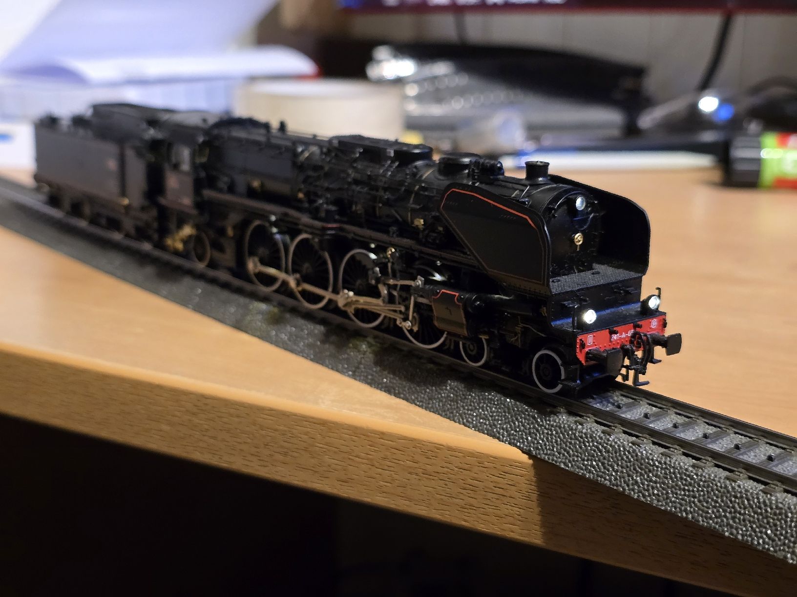 Märklin Modelleisenbahnen: Märklin 241.A.65 – Gebraucht aus Mettmenstetten von ric_ww8q 1