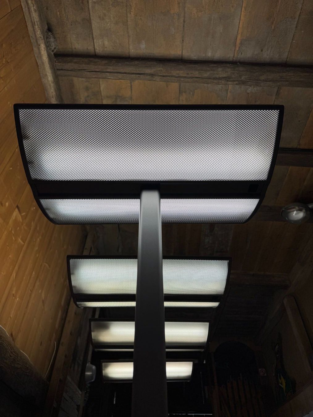 Lampen: Stehlampe grau mit 4 Leuchtmitteln – Gebraucht aus Meienried von SCM_BV_CH