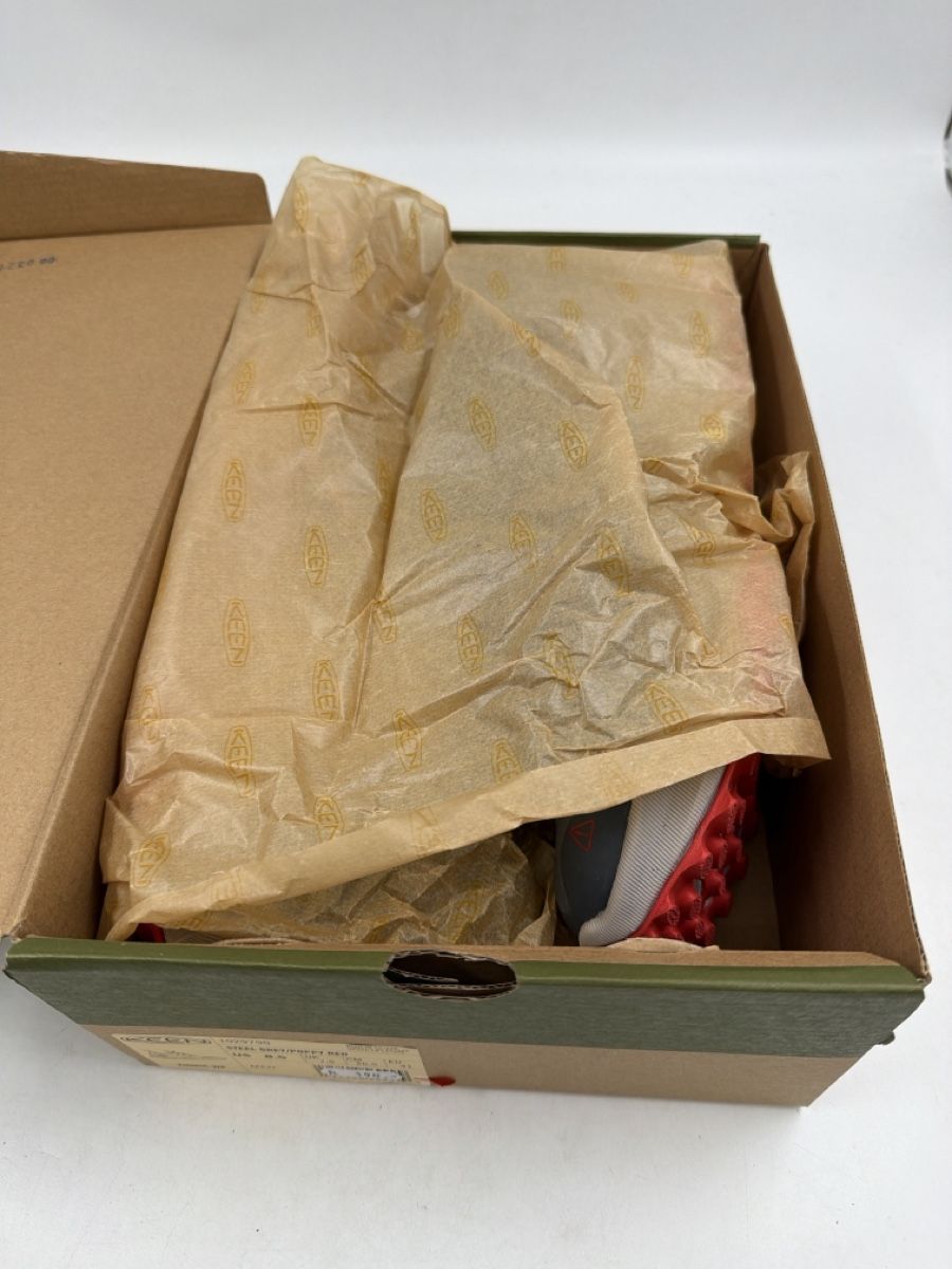 Keen Scarpe da uomo: Keen Zionic WP, Gr. 41, Grau/Rot, Neu mit Originalverpackung – Nuovo e nell'imballaggio originale da Sirnach venduto da Fkobi 8