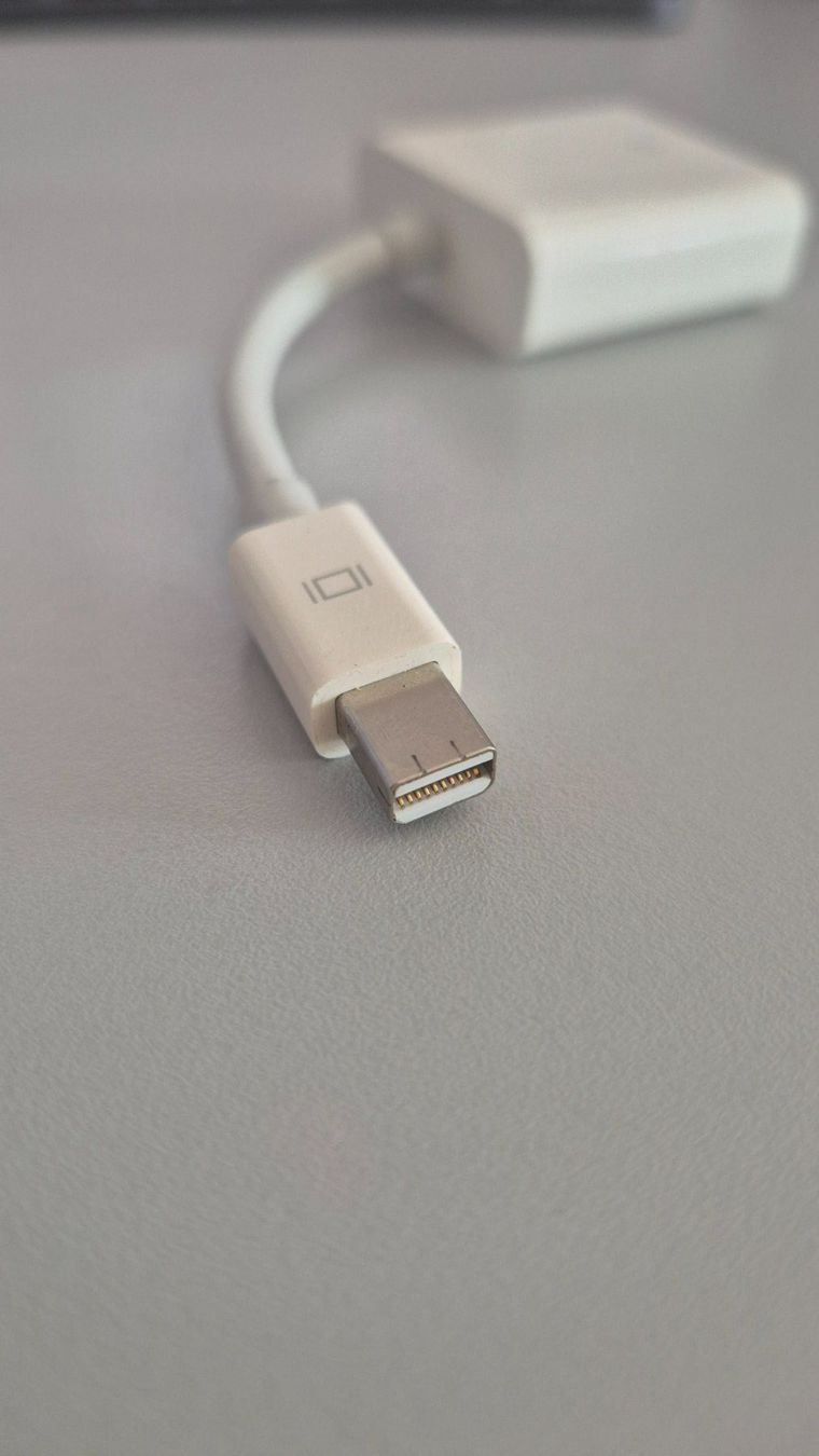 Apple Lecteurs & Adaptateurs: Apple Mini DisplayPort zu DVI – D'occasion à Oberkirch LU par Saae 1