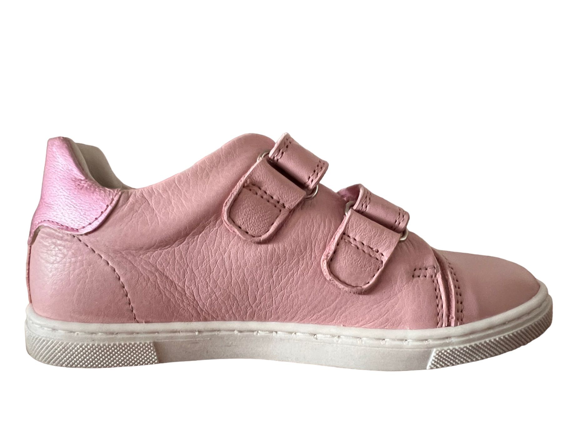 Scarpe per ragazze: Liquidation- Sneaker aus Leder Gr. 23 Gr. 26, Gr.30 – Nuovo e nell'imballaggio originale da Steinhausen venduto da Jan_CesilWeber 1