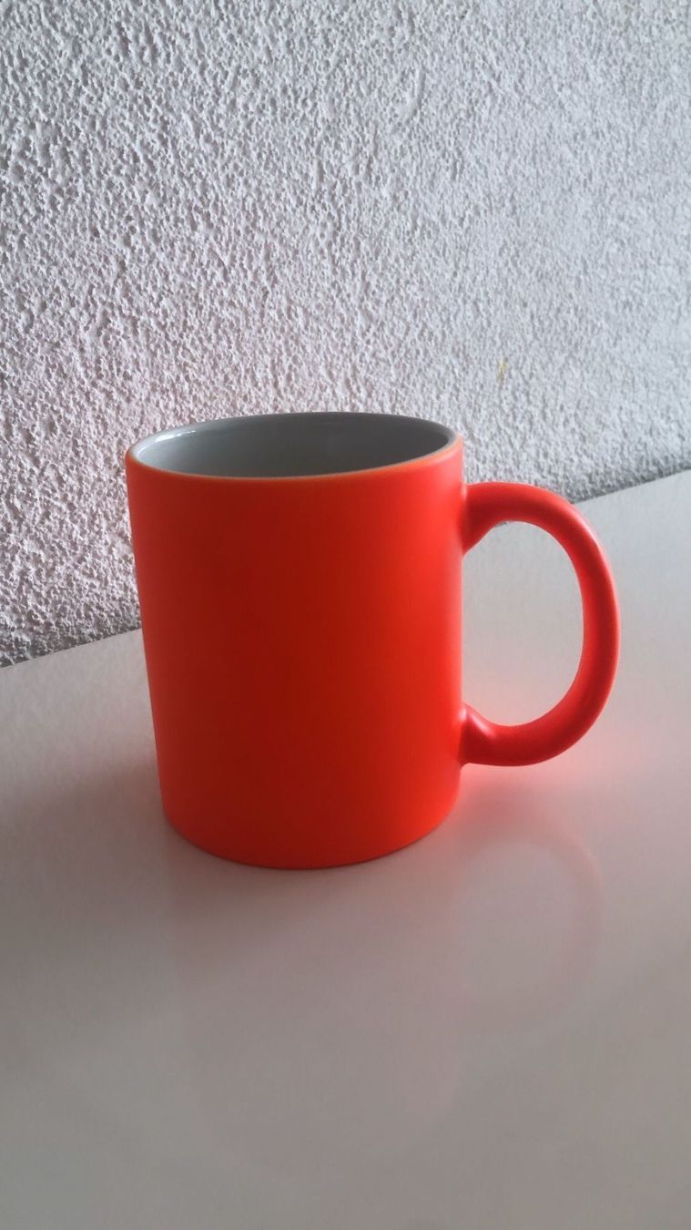 Tazze: Neon Orange Tasse – Nuovo e nell'imballaggio originale da Biel/Bienne venduto da Bolagol9 2