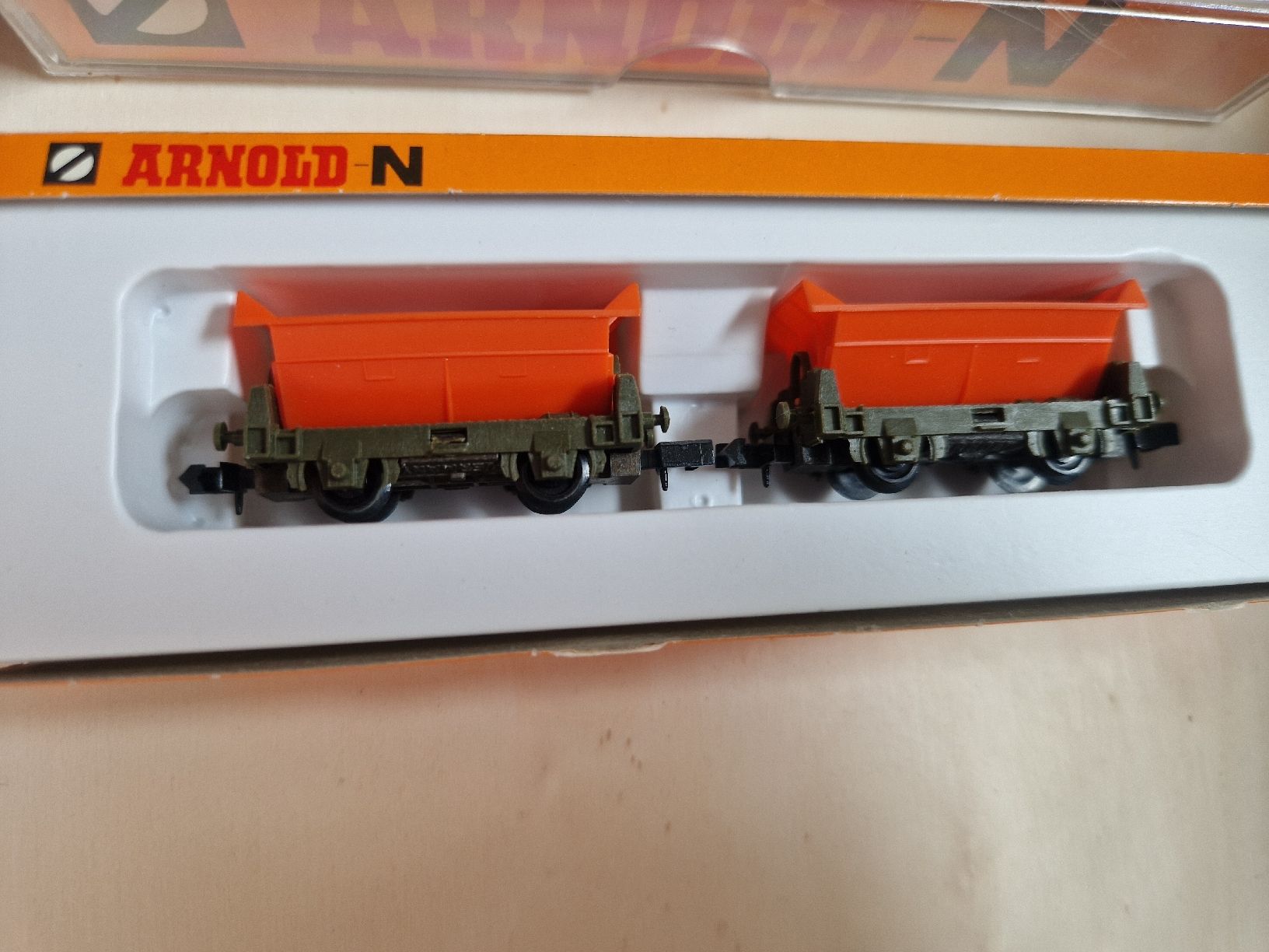 Arnold Modelleisenbahnen: 18 wagons marchandises  – Gebraucht aus Neuchâtel von allen07 1