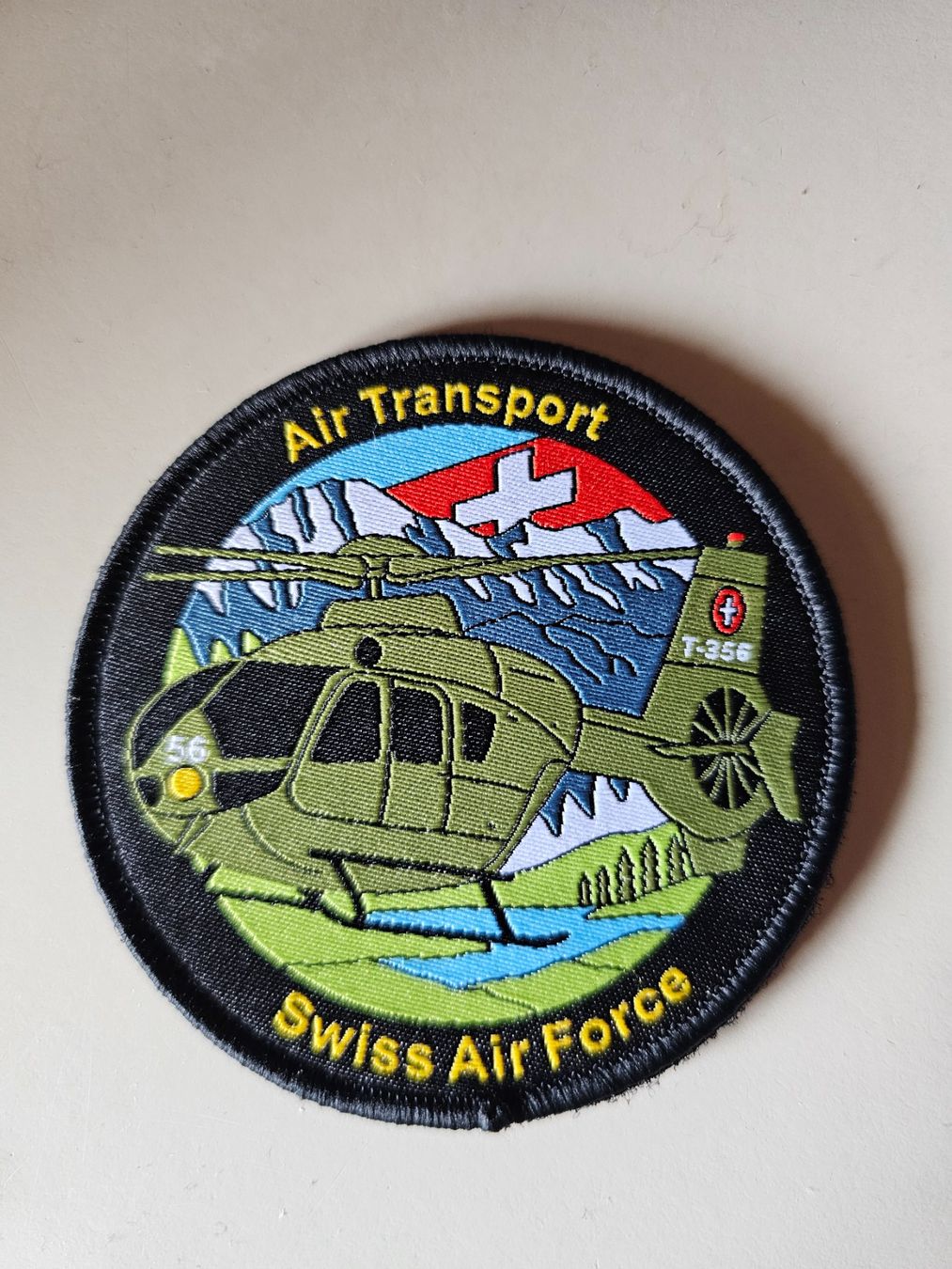Schweizer Armee Placchette & Badge: Patch Air Transport Swiss Air Force – Nuovo (secondo la descrizione) da St-Ursanne venduto da aerophoto