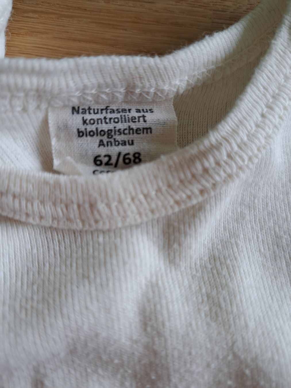 Biancheria intima: 2 Langarm Bodys Grösse 62/68 – Usato da Bergdietikon venduto da Staphylococcus 3