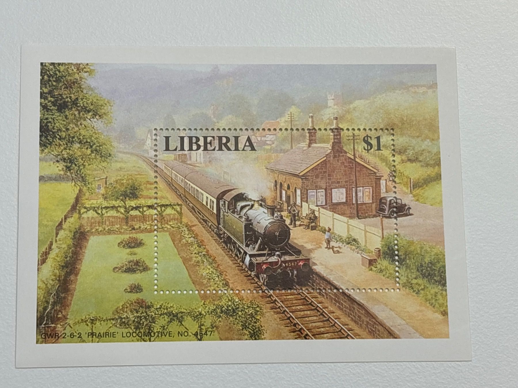 Tutti i francobolli: Liberia Briefmarke Lokomotive No. 4547 – Nuovo e nell'imballaggio originale da Zürich venduto da engebrunau