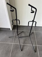 Zwei gebrauchte Veloständer, schwarz, leicht