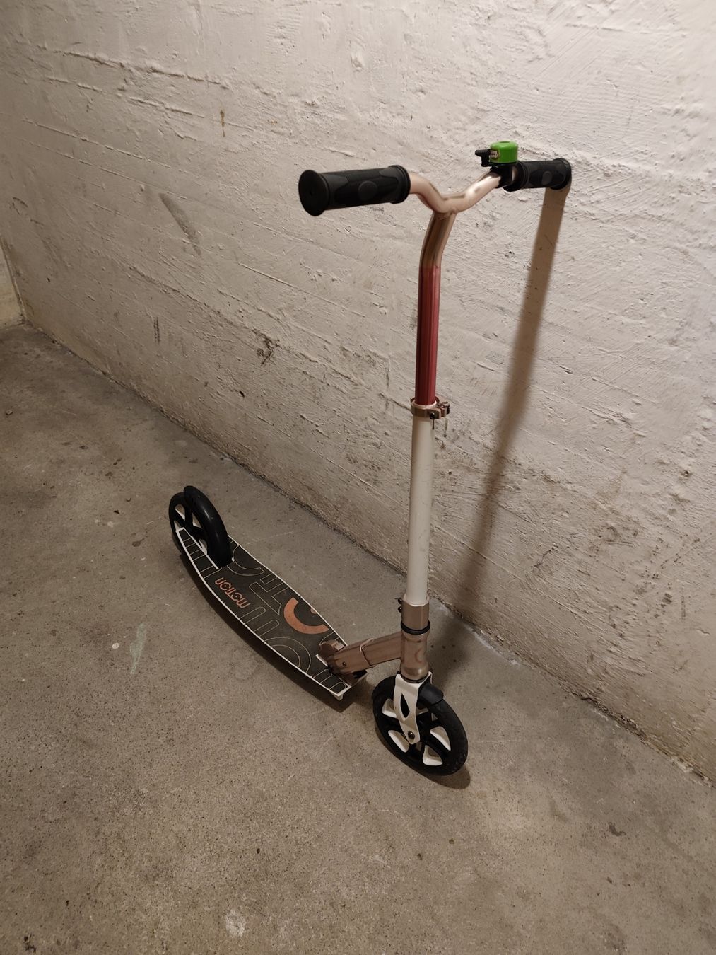 Kickboard: Motion Scooter – Usato da Wallisellen venduto da Cocomelo