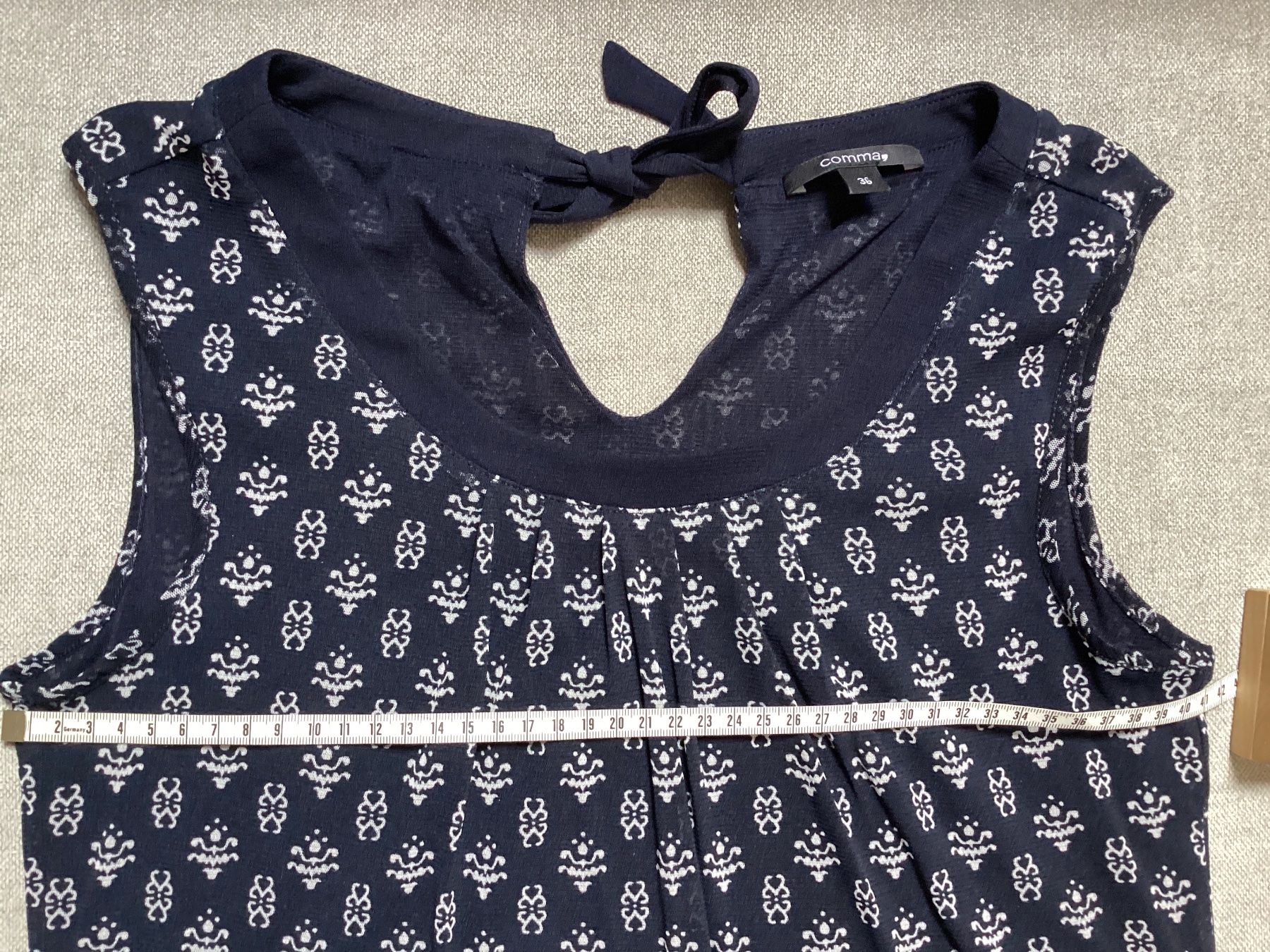 Comma Top: Schön & leicht Top  von Comma, Gr.36, blau mit Muster, – Usato da Homberg b. Thun venduto da Homata 3