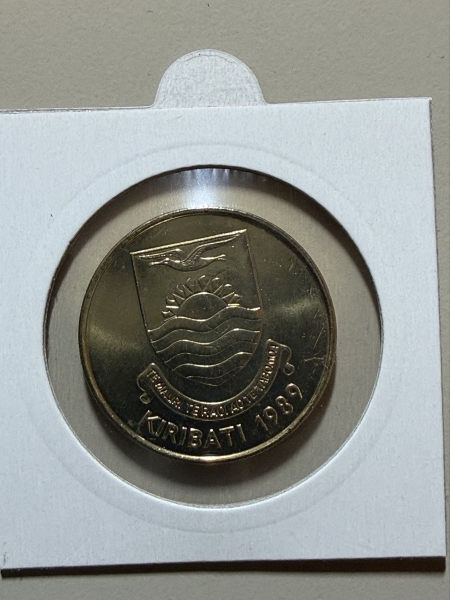 Alle Münzen: Kiribati - 2 dollars - 1989 – Gebraucht aus Payerne von Mike1682 1