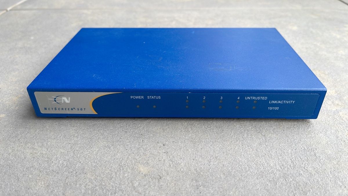Firewall: Firewall Netscreen 5GT Juniper 🛡️ – Gebraucht aus Commugny von j1976