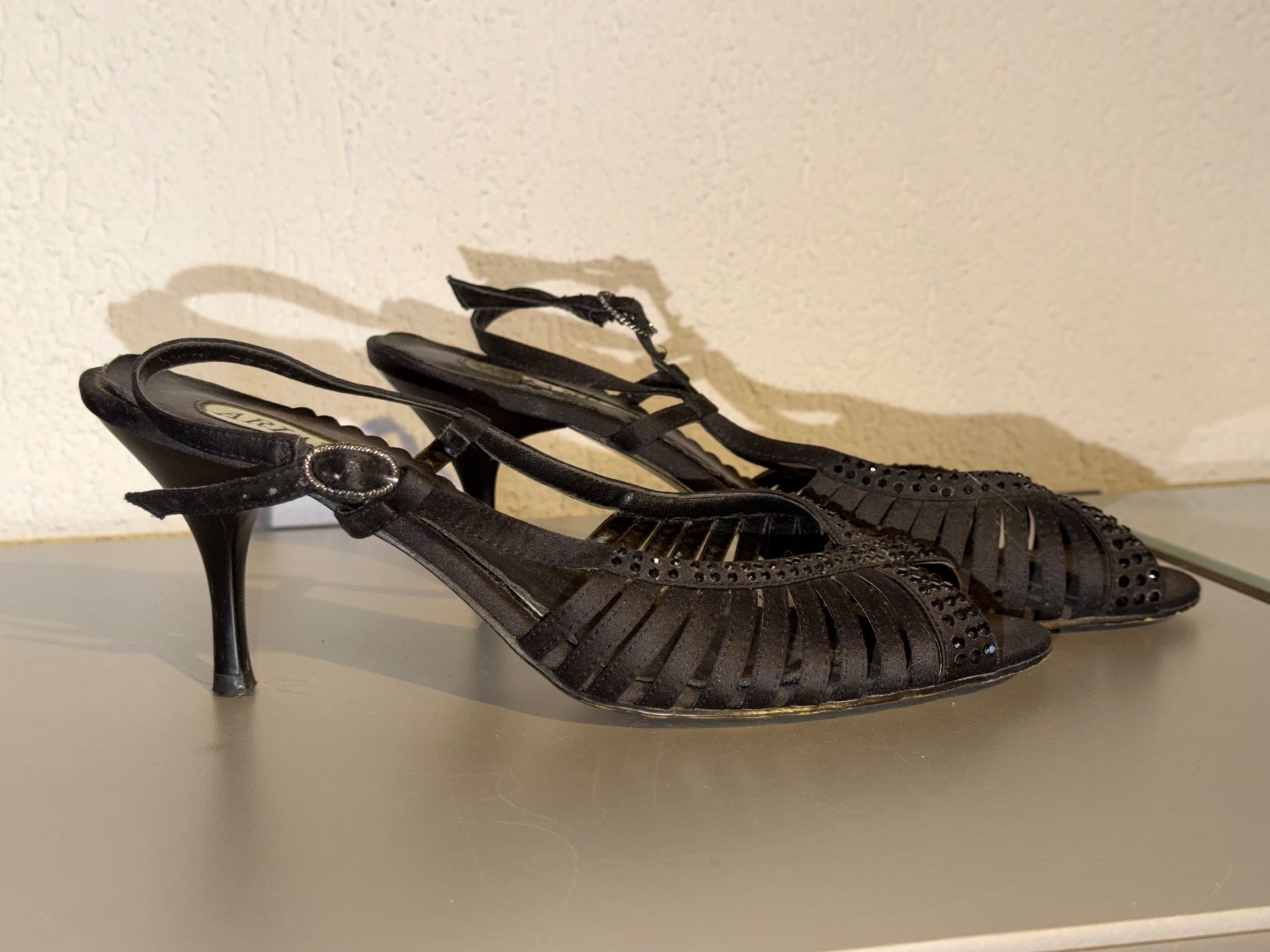 Scarpe da donna: Schuhe von Ariane Gr. 39 – Usato da Grosswangen venduto da shoes.bags.and.co