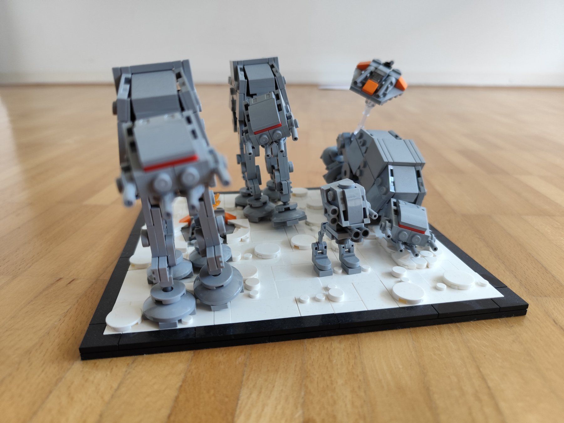 Kit di costruzioni: Modbrix - Attack On The Ice Planet – Usato da Zofingen venduto da Debohli 5