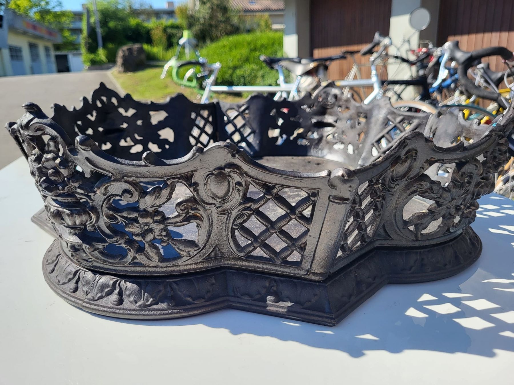 Piatti di portata: Antik Metal Schale – Usato da Rämismühle venduto da beni0010 1