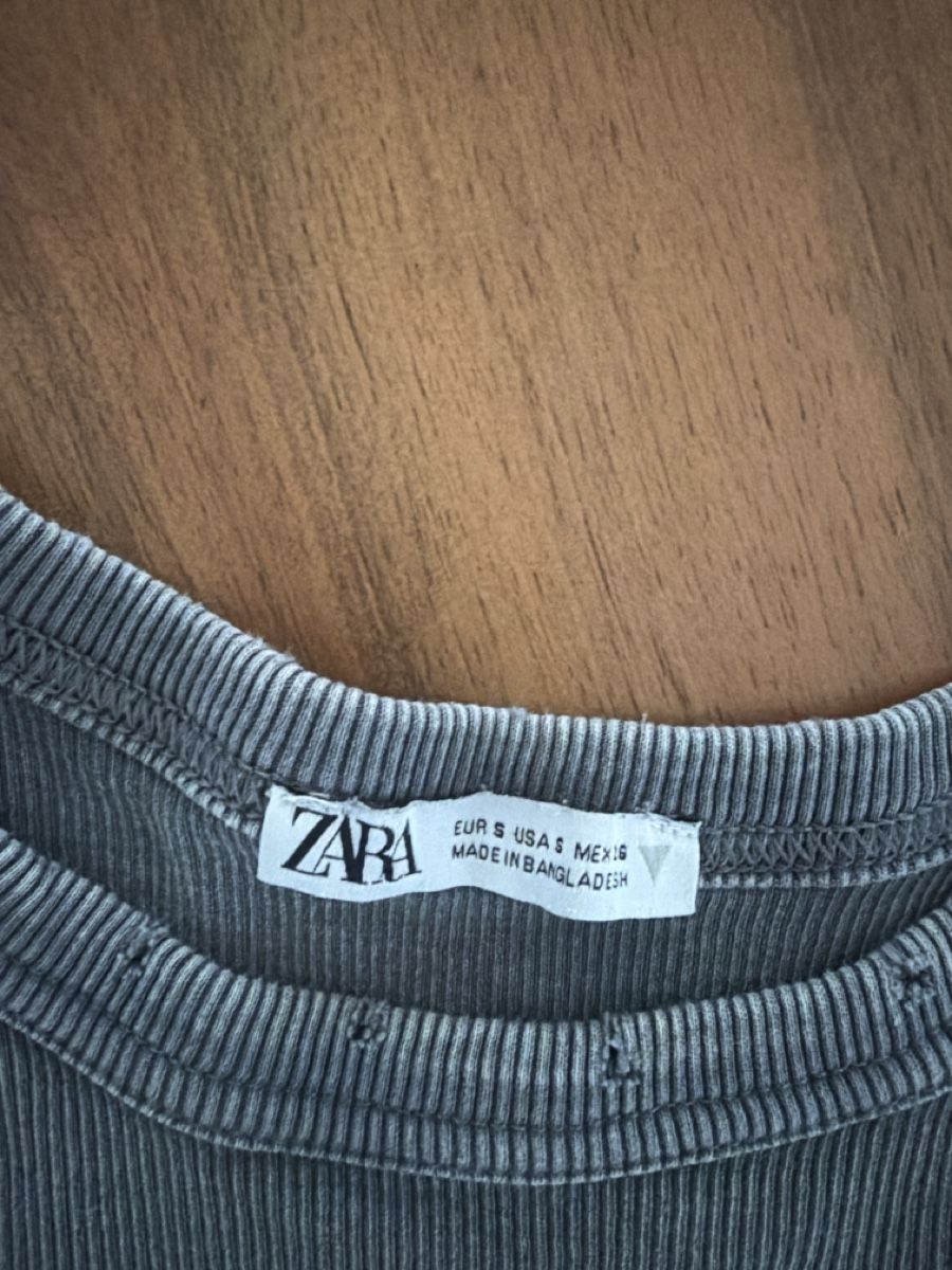 Zara Tops: Graues Top von Zara – Neu (gemäss Beschreibung) aus Dietikon von me9_mh2j 2