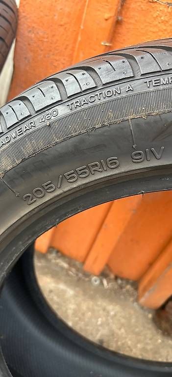 Pneus & Kompletträder: 205 55 16 Sommer  – Gebraucht aus Wetzikon ZH von MedinaL 1