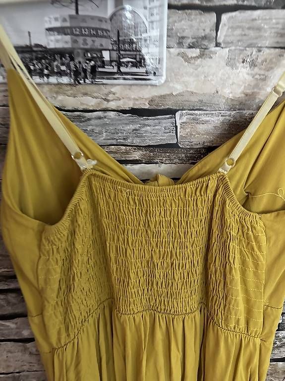Kleider: Kleid senf farben Gr. 36 – Gebraucht aus Wettingen von Hasta80 1