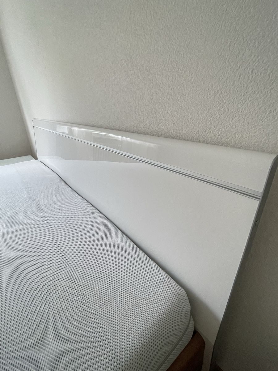 Letti: 210x200 Bett aus Kernnussbaum – Usato da Adliswil venduto da fabienne1234567 2