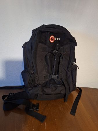 QBag Motorradrucksack mit Brust- und Bauchengurt